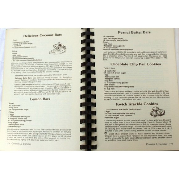 VTG 1982 Simply Scrumptious Microwaving Cookbook By Robinson Stancil  & Wilkins - Picture 9 of 11